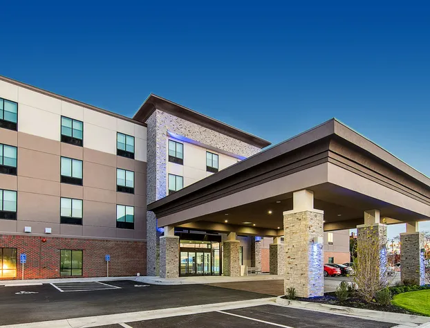 Holiday Inn Express & Suites Atchison by IHG hotel detail image 1