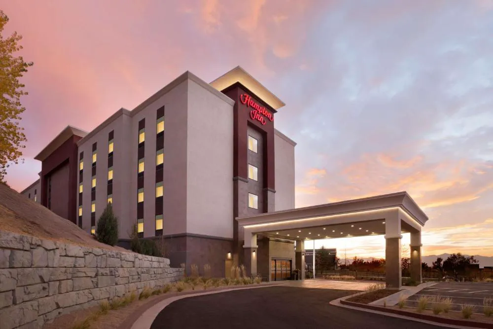 Hampton Inn Salt Lake City Cottonwood UT hotel hero