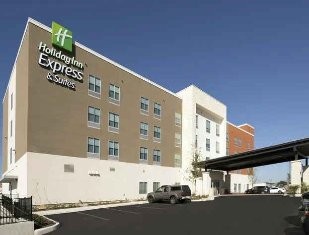 Holiday Inn Express & Suites San Antonio North - Windcrest by IHG hotel detail image 1
