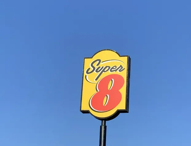 Super 8 by Wyndham O Neill NE hotel detail image 2