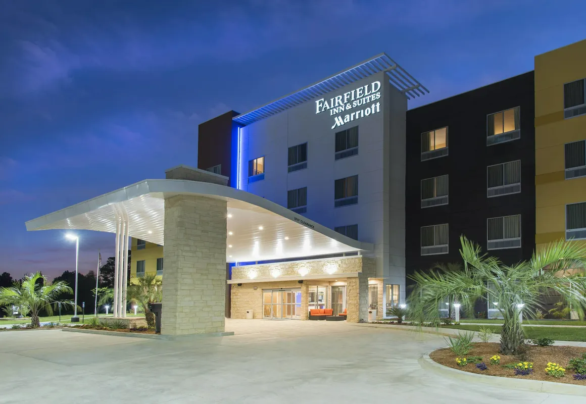 Fairfield Inn & Suites by Marriott West Monroe hotel hero