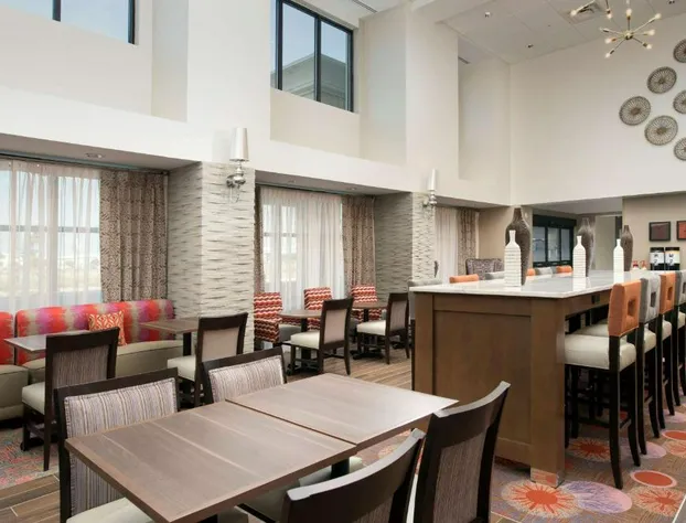 Hampton Inn & Suites San Antonio Lackland AFB SeaWorld hotel detail image 4