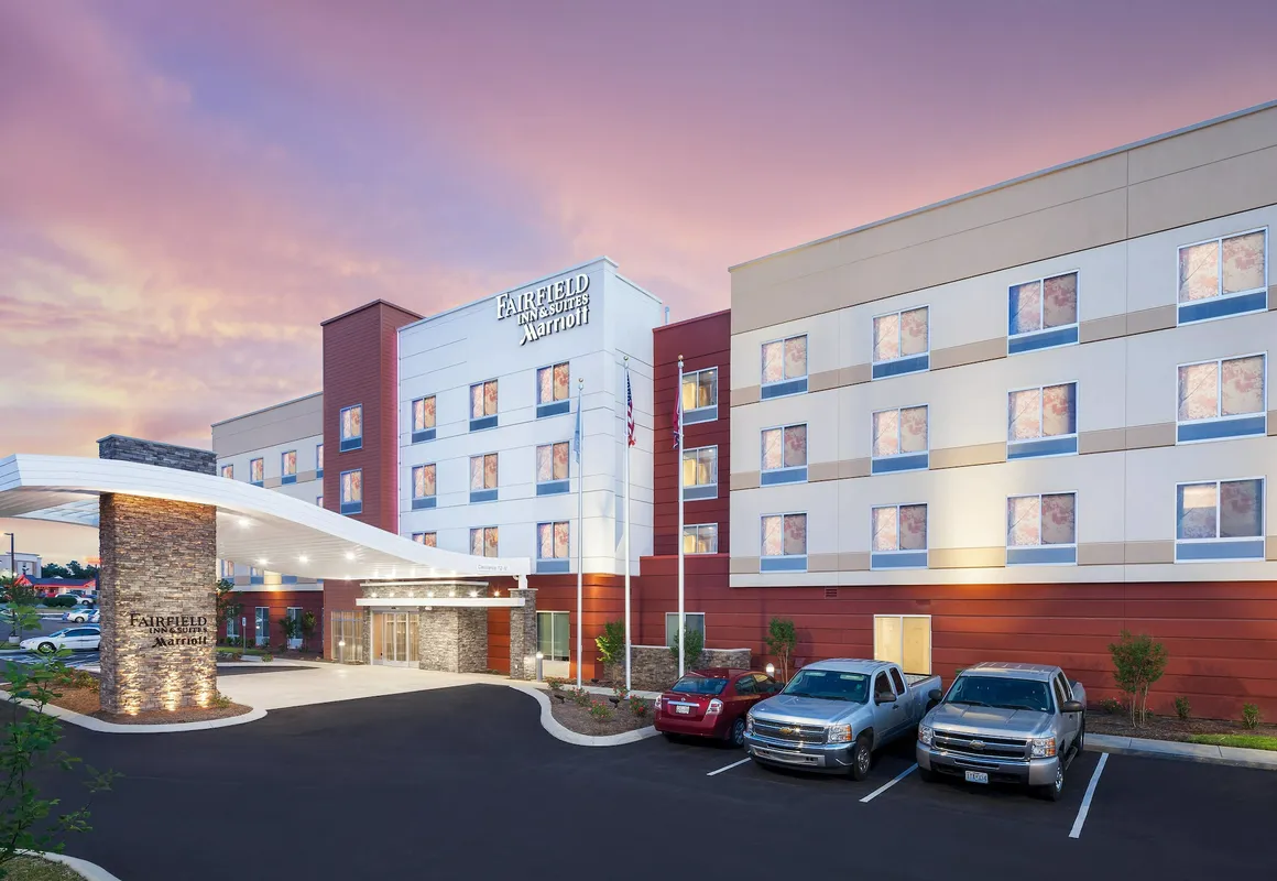 Fairfield Inn & Suites by Marriott Lebanon hotel hero