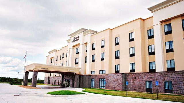 Hampton Inn & Suites Des Moines/Urbandale hotel detail image 3