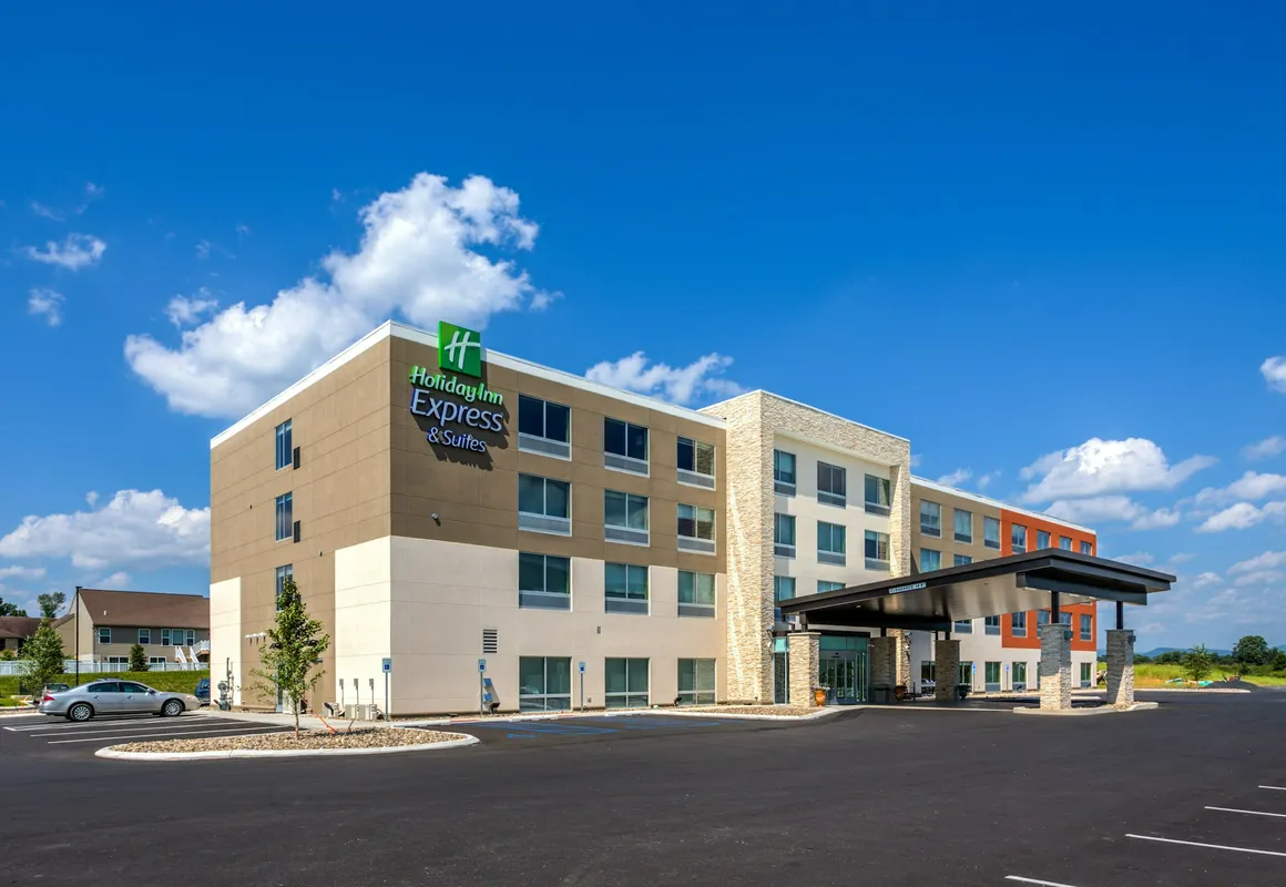 Holiday Inn Express & Suites Reedsville - State Coll Area by IHG hotel hero