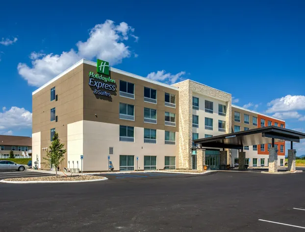 Holiday Inn Express & Suites Reedsville - State Coll Area by IHG hotel detail image 1