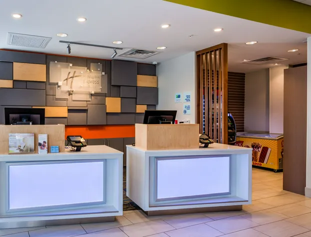 Holiday Inn Express & Suites Reedsville - State Coll Area by IHG hotel detail image 4