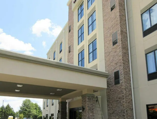 Comfort Suites Piedmont - Greenville South hotel detail image 2