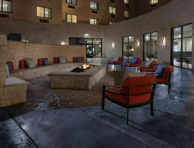 Courtyard by Marriott Austin Pflugerville and Pflugerville Conference Center hotel detail image 4