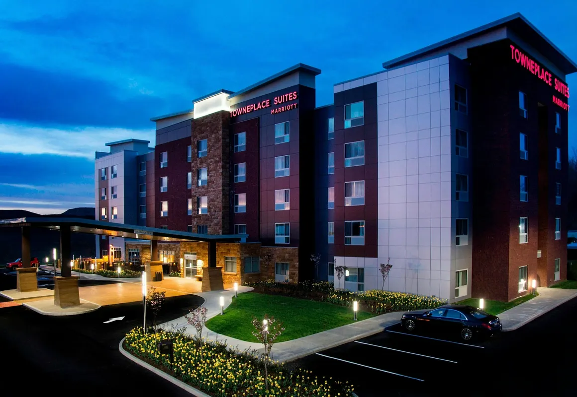 TownePlace Suites by Marriott Pittsburgh Cranberry Township hotel hero