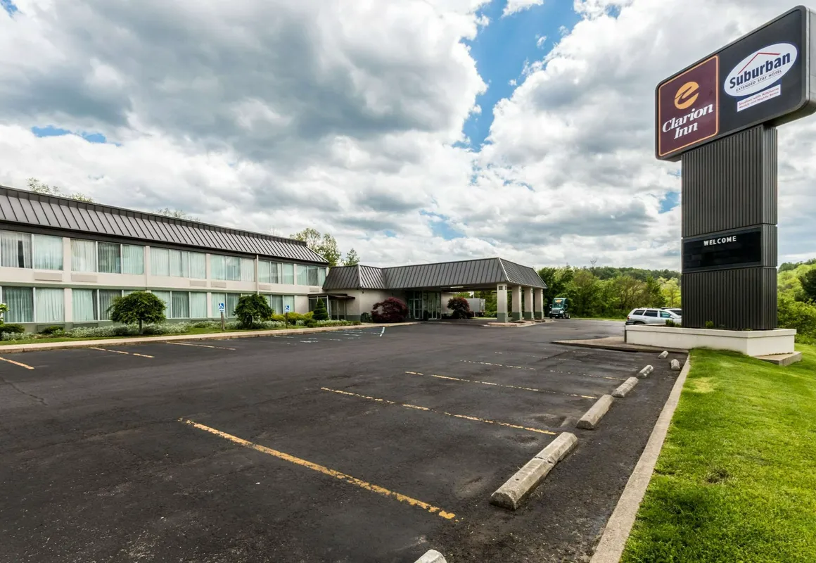 Suburban Extended Stay Hotel Fairmont hotel hero