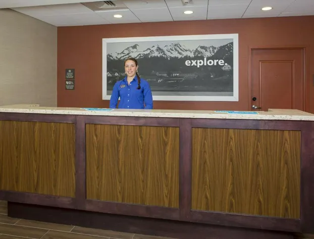 Hampton Inn and Suites Manchester hotel detail image 2