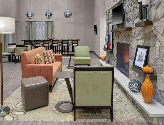 Hampton Inn and Suites Manchester hotel detail image 4