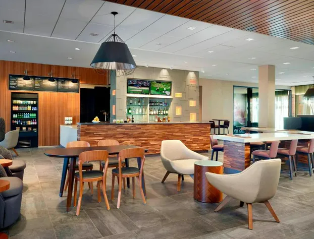 Courtyard by Marriott LaGrange hotel detail image 4