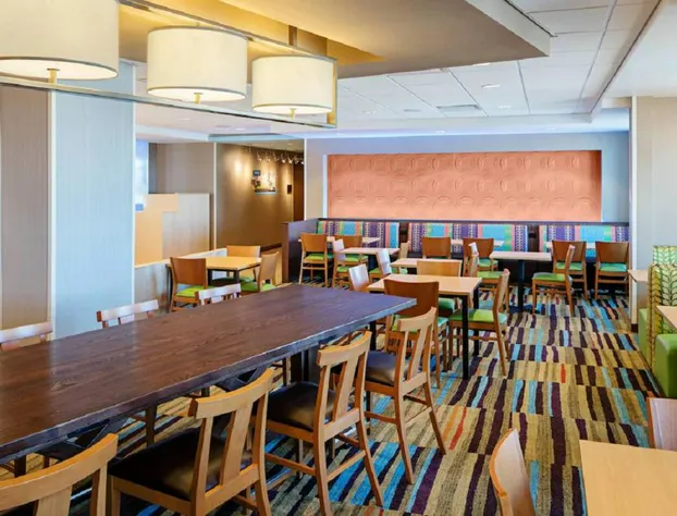 Fairfield Inn & Suites by Marriott North Bergen hotel detail image 4