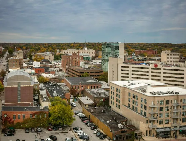 Hilton Garden Inn Iowa City Downtown University hotel detail image 4
