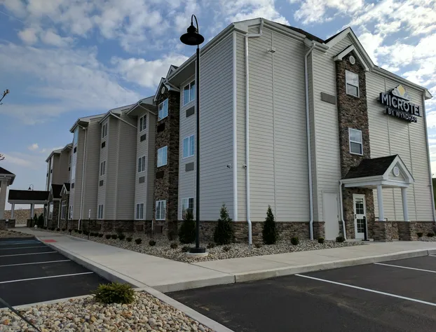 Microtel Inn & Suites by Wyndham Clarion hotel detail image 1