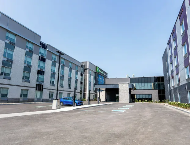 Holiday Inn Express & Suites Trois Rivieres Ouest by IHG hotel detail image 1