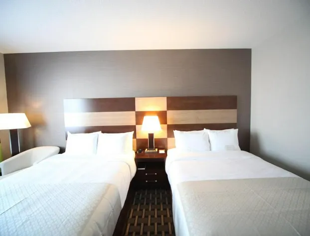 Wyndham Garden Edmonton Airport hotel detail image 4