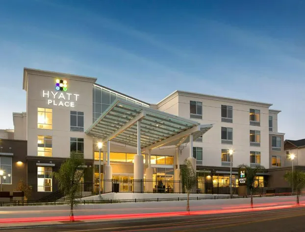 Hyatt Place Santa Cruz hotel detail image 1