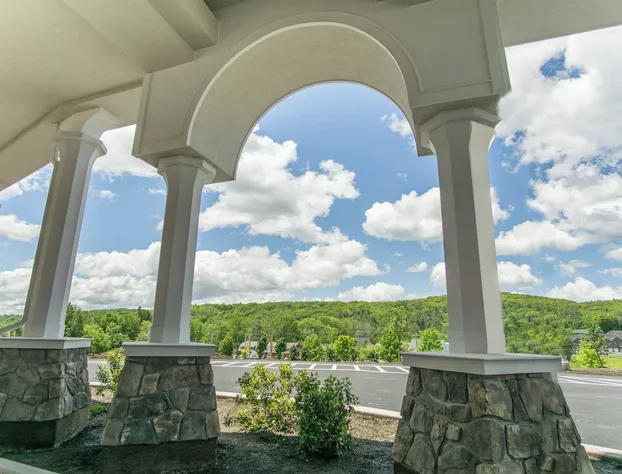 Courtyard by Marriott Lenox Berkshires hotel detail image 2