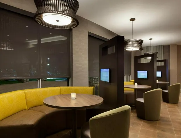 Courtyard by Marriott Boston Dedham/Westwood hotel detail image 4