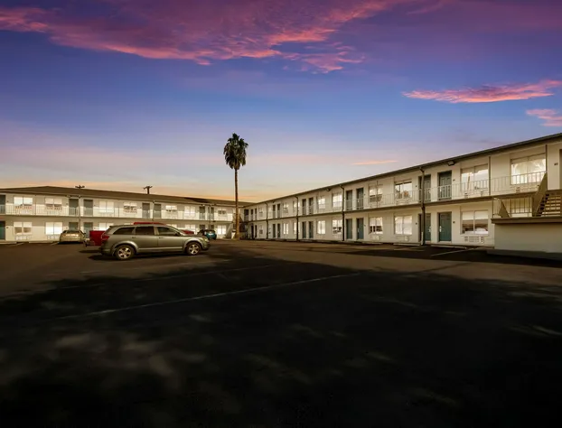 SureStay Hotel by Best Western San Antonio Riverwalk hotel detail image 2