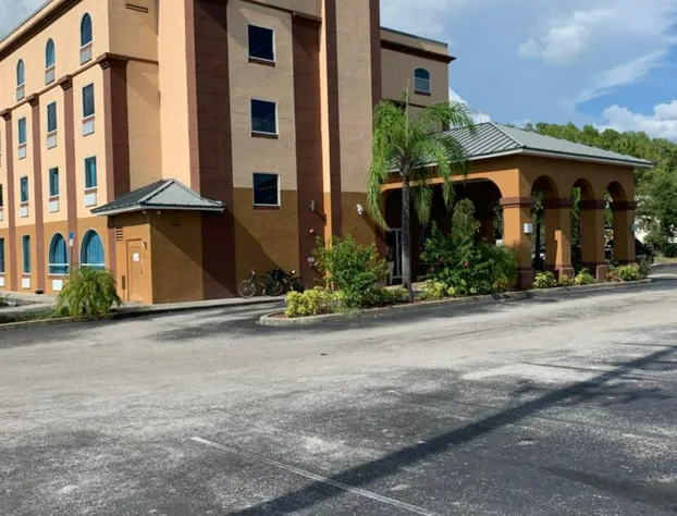 Econo Lodge Wesley Chapel I-75 hotel detail image 1