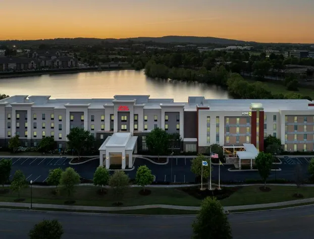 Hampton Inn & Suites Huntsville/Research Park Area hotel detail image 2