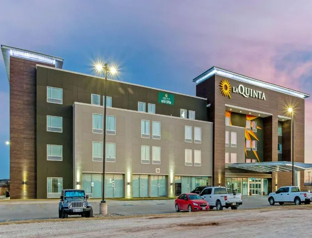La Quinta Inn & Suites by Wyndham Sweetwater East hotel detail image 1