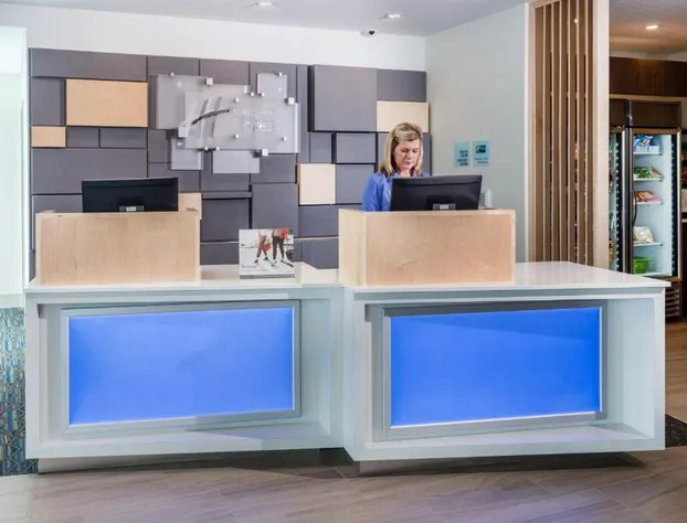 Holiday Inn Express & Suites Rice Lake by IHG hotel detail image 3