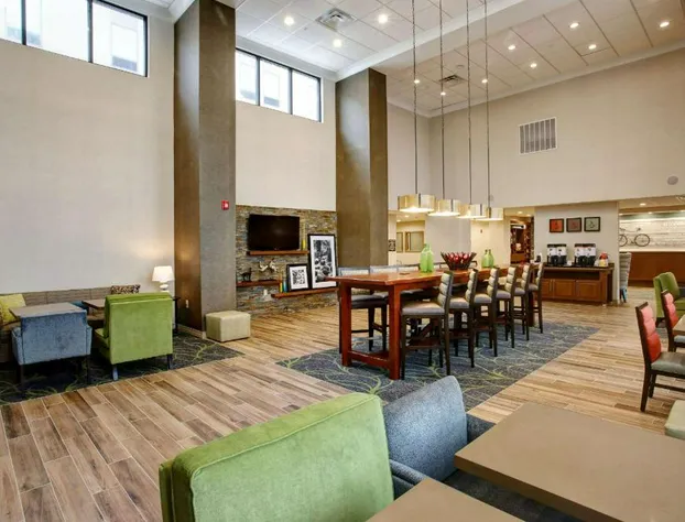 Hampton Inn & Suites Baltimore/Aberdeen hotel detail image 3