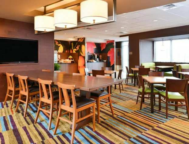 Fairfield Inn & Suites by Marriott Warrensburg hotel detail image 1