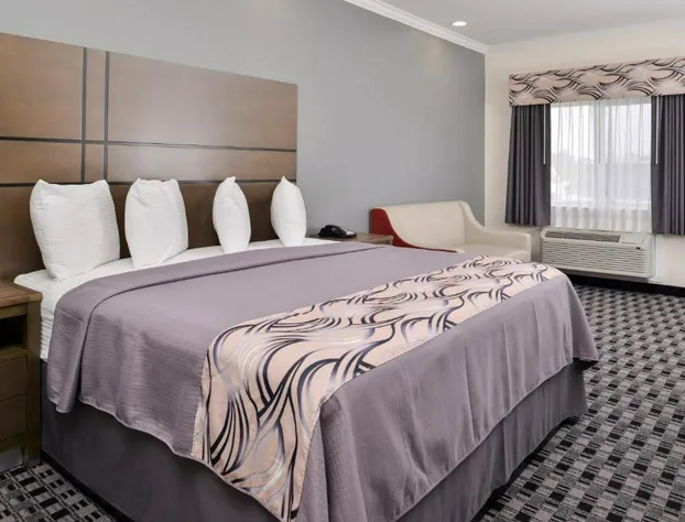 Americas Inn and Suites IAH North hotel detail image 2