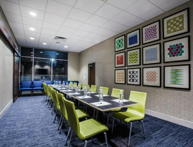 Holiday Inn Express Queensbury - Lake George Area by IHG hotel detail image 2