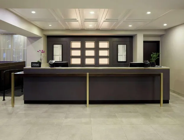 DoubleTree by Hilton Montreal Airport hotel detail image 2