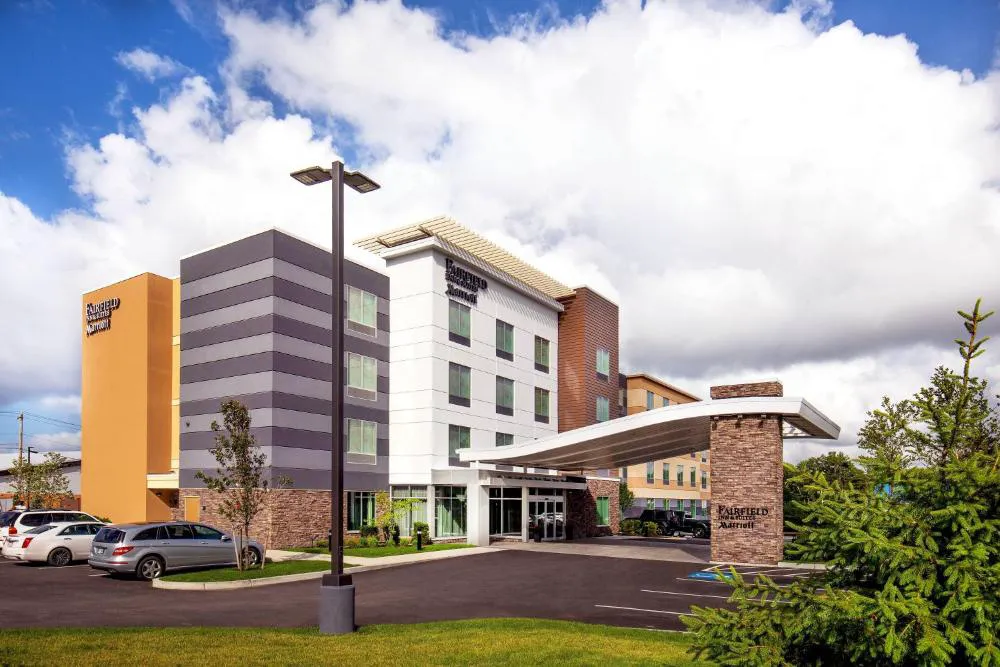 Fairfield Inn & Suites by Marriott Boston Walpole hotel hero