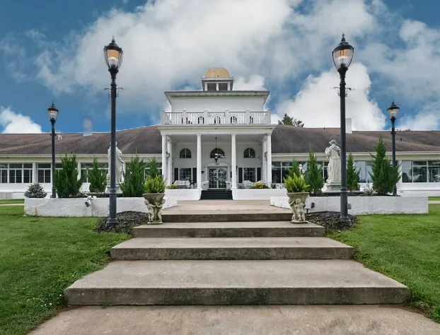 Four Seasons Island Resort hotel detail image 2