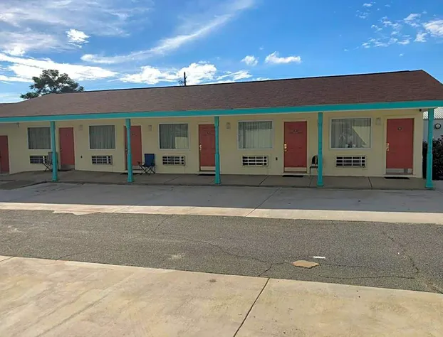 Budget Inn hotel detail image 1