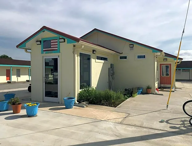 Budget Inn hotel detail image 4