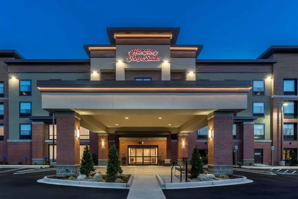 Hampton Inn & Suites-Seattle Woodinville WA hotel hero
