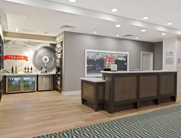 Hampton Inn & Suites-Seattle Woodinville WA hotel detail image 3