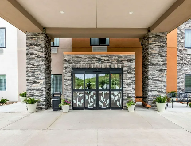 Sleep Inn & Suites West Des Moines near Jordan Creek hotel detail image 2