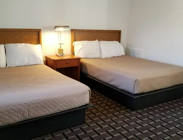 Budget Inn Breezewood hotel detail image 1