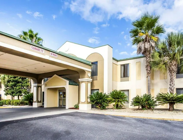 Quality Inn Darien - North Brunswick hotel detail image 1