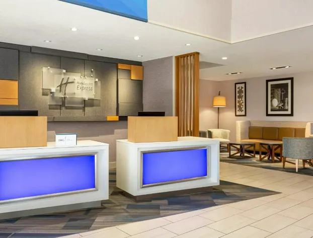 Holiday Inn Express & Suites Redding by IHG hotel detail image 3