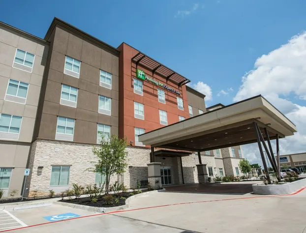 Holiday Inn Express & Suites Houston - Hobby Airport Area by IHG hotel detail image 2