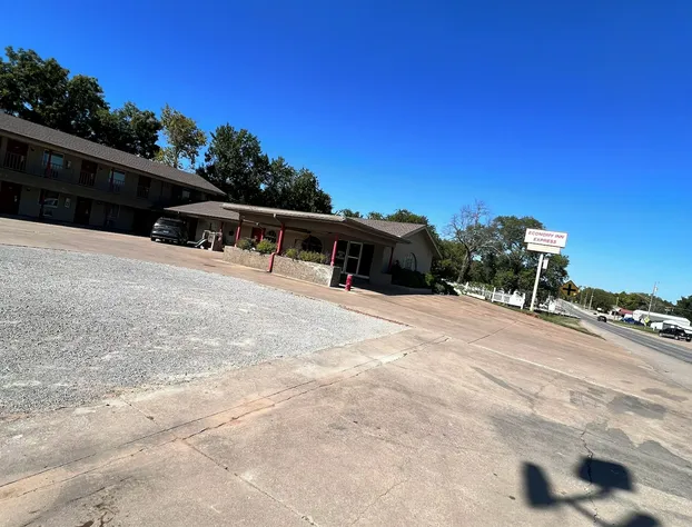 Economy Inn Express hotel detail image 2