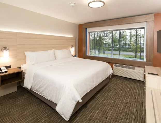 Holiday Inn Express & Suites Gaylord by IHG hotel detail image 3