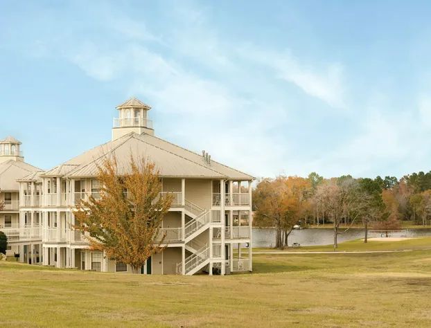 Holiday Inn Club Vacations Piney Shores Resort By IHG hotel detail image 2